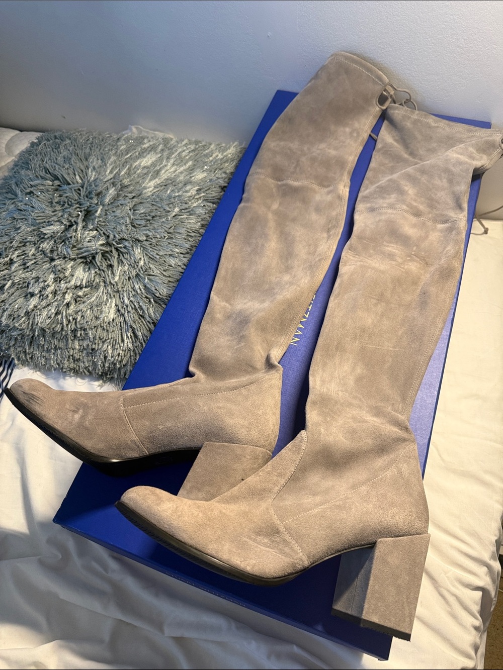 Stuart Weitzman Amber Over-the-Knee Block Heel Suede Boots in Grey